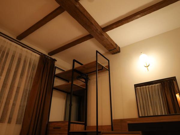 Blue Sea Garden : photo 6 de la chambre chambre lit king-size - vue sur jardin