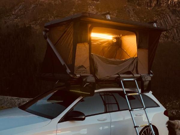 Rent Rooftop tent for car with roofrack : photo 2 de la chambre tente