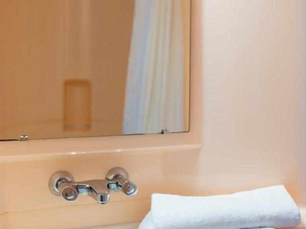 Hotel Cerise Nancy : photo 6 de la chambre chambre triple