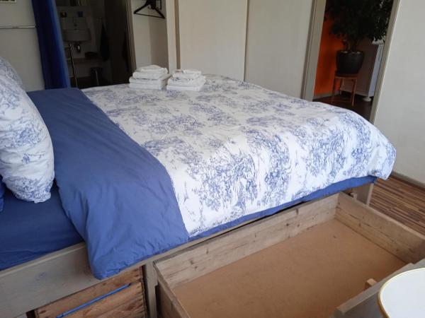 Bed and Breakfast Amsterdam West : photo 4 de la chambre chambre double standard