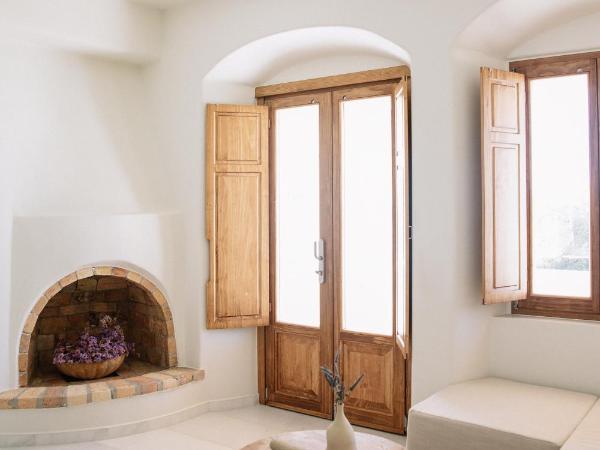 Ammothines Cycladic Suites : photo 3 de la chambre suite - vue sur jardin