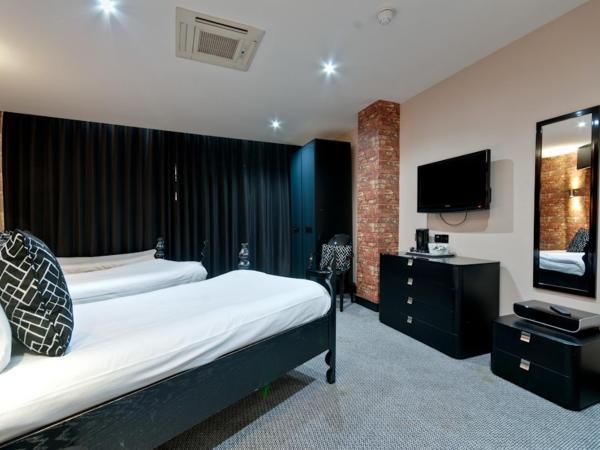 Print Works Hotel : photo 2 de la chambre chambre triple