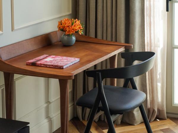 Mercer Plaza Sevilla 5 GL : photo 8 de la chambre suite junior