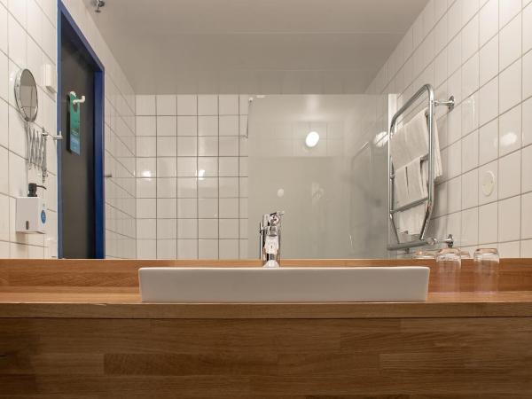 Quality Hotel 11 & Eriksbergshallen : photo 7 de la chambre chambre lits jumeaux deluxe