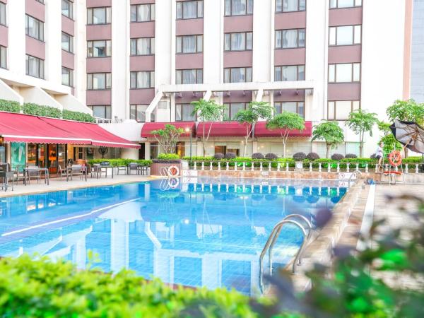 China Hotel Guangzhou-Free Shuttle Bus to Canton Fair Complex : photo 4 de la chambre chambre lit king-size exécutive