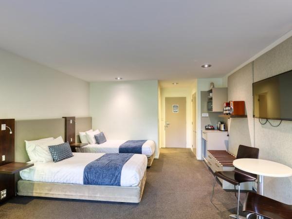 Garden Court Suites & Apartments : photo 2 de la chambre chambre standard (sans vue/côté route)