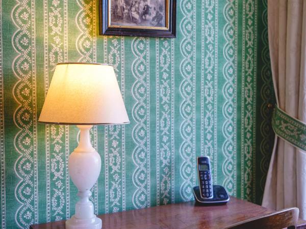 Château La Comtesse de Loire & Spa : photo 5 de la chambre chambre lit queen-size