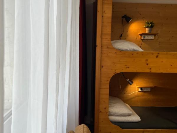 Black Sheep : photo 8 de la chambre chambre familiale avec salle de bains commune