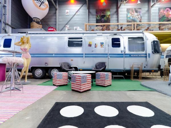 BaseCamp Bonn : photo 8 de la chambre mobile home airstream