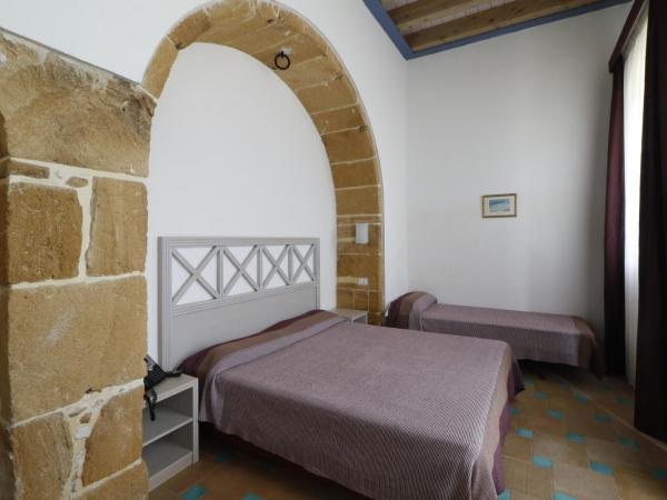 Hotel Villa Fanusa : photo 1 de la chambre chambre triple