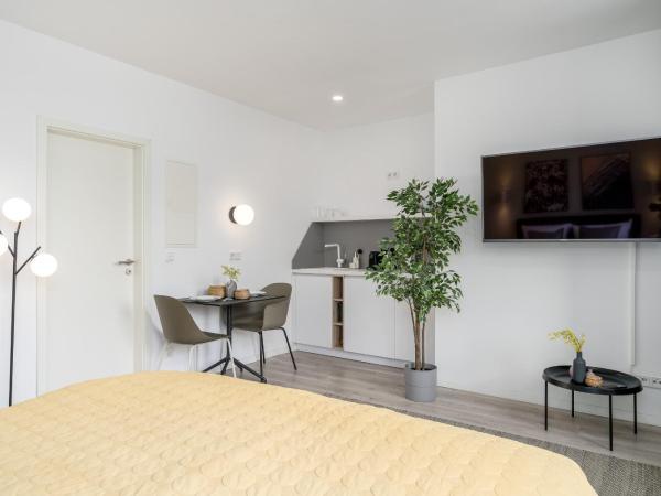 BRIGHT Dortmund City Center : photo 4 de la chambre studio confort