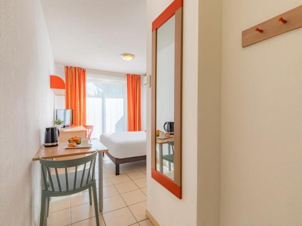 Appart'City Classic Aix-en-Provence - La Duranne : photo 4 de la chambre studio