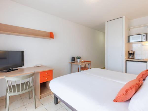 Appart'City Classic Aix-en-Provence - La Duranne : photo 3 de la chambre studio