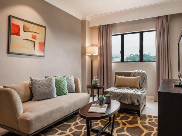 Domitys Bangsar Kuala Lumpur : photo 1 de la chambre three-bedroom premier, balcony