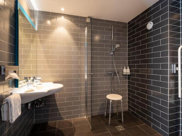 Holiday Inn Express Mechelen City Centre, an IHG Hotel : photo 4 de la chambre chambre double standard - accessible aux personnes à mobilité réduite