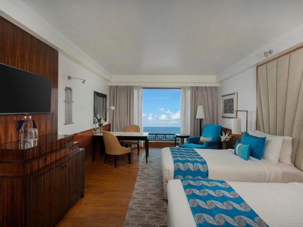 InterContinental Marine Drive Mumbai, an IHG Hotel : photo 10 de la chambre 2 twin beds premium sea view 
