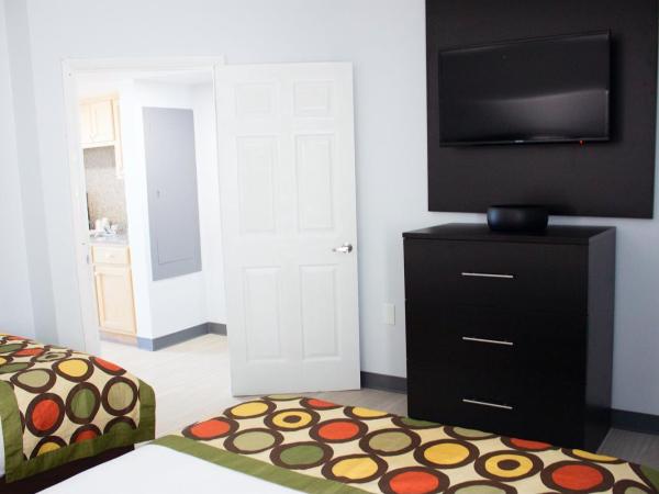 Sun & Sand Resort Oceanfront Suites : photo 10 de la chambre ocean front suite lower floor