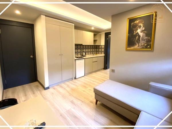 NENEHATUN59 BUTİK OTEL : photo 6 de la chambre chambre double avec balcon