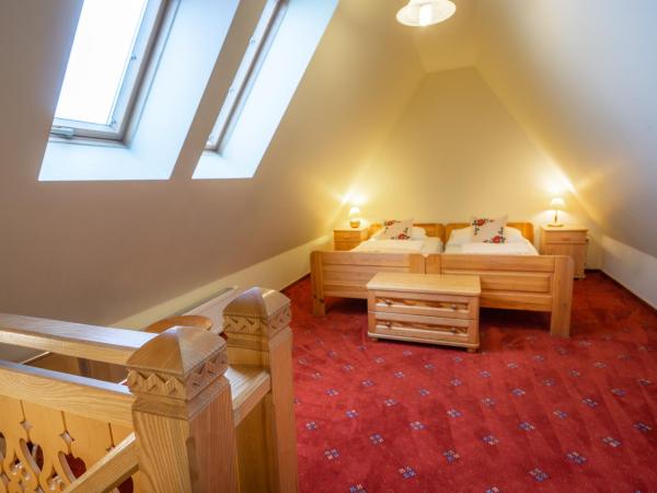 Willa Monte Rosa : photo 4 de la chambre chambre quadruple standard