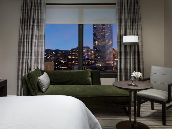 The Westin New Orleans : photo 3 de la chambre chambre traditionnelle avec 1 lit king-size - vue sur ville