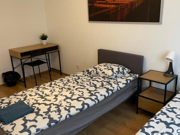 Pokoje KEN : photo 1 de la chambre chambre quadruple avec balcon