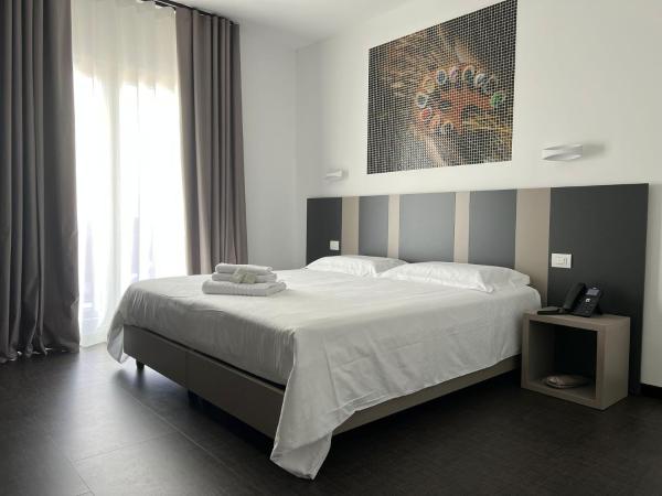 HOTEL MOSAICO : photo 5 de la chambre chambre double