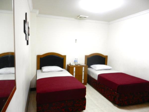 Karsa Utama Hotel : photo 3 de la chambre chambre double ou lits jumeaux supérieure