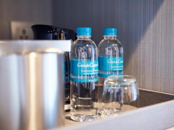 Grande Centre Point Pattaya : photo 4 de la chambre chambre double ou lits jumeaux deluxe - vue sur mer