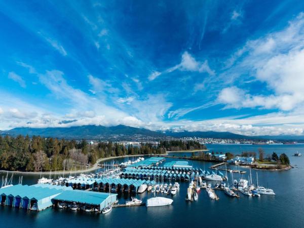The Westin Bayshore, Vancouver : photo 3 de la chambre chambre deluxe avec 2 lits doubles - vue sur port et montagne