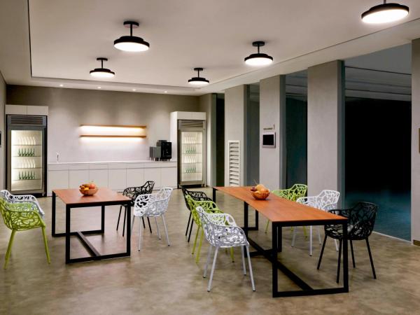 Courtyard by Marriott Seoul Botanic Park : photo 5 de la chambre suite 1 chambre avec 1 lit king-size côté parc - vue sur parc botanique