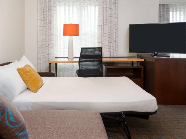 Residence Inn Tampa Downtown : photo 3 de la chambre studio lit queen-size avec canapé-lit