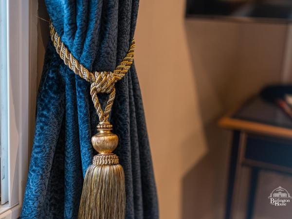 Burlington House : photo 4 de la chambre chambre lit queen-size