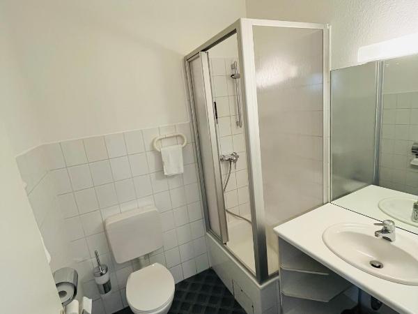 Hotel Schwarzer Bär : photo 6 de la chambre chambre simple