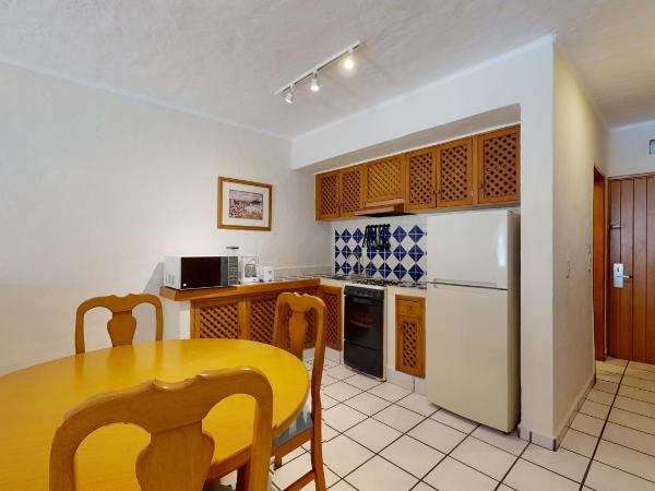 Park Royal Homestay Los Tules Puerto Vallarta : photo 8 de la chambre studio