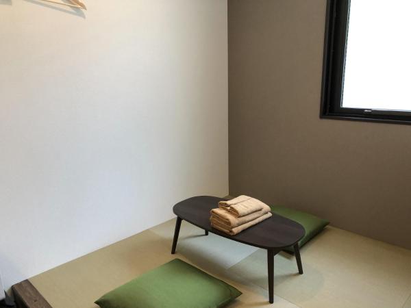 Hotel Tohko HakataGion : photo 2 de la chambre japanese-style room - no cleaning for consecutive night stays
