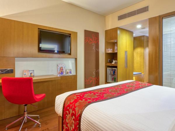 Novotel Bengaluru Outer Ring Road : photo 3 de la chambre chambre lit king-size premier