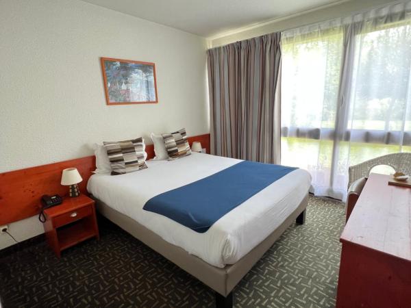 Hôtel-Restaurant La Belle Poule - Contact Hotel : photo 3 de la chambre chambre double