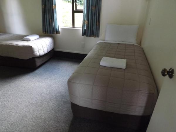 755 Regal Court Motel : photo 2 de la chambre appartement 2 chambres