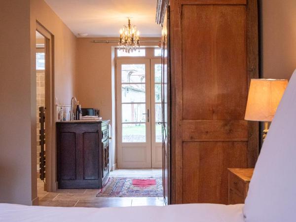 Domaine de Charnay - Résidence de charme : photo 2 de la chambre chambre double deluxe