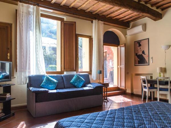 Piazza Paradiso Accommodation : photo 1 de la chambre studio - bâtiment séparé