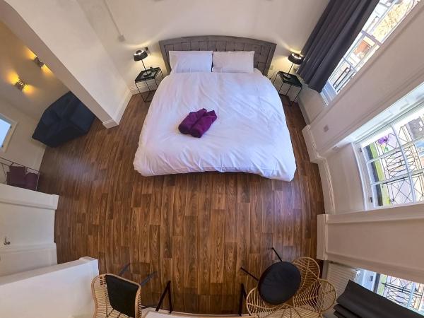 Safestay London Elephant & Castle : photo 8 de la chambre chambre familiale supérieure avec 4 lits et salle de bains privative