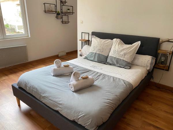 Le Clos Ligérien : photo 4 de la chambre suite - vue sur piscine