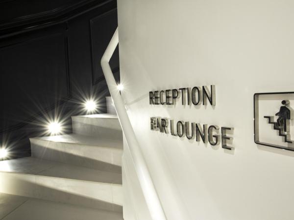 Vertigo Hotel, Dijon, a Member of Design Hotels : photo 8 de la chambre hbergement lit jumeaux sublime avec accs au spa