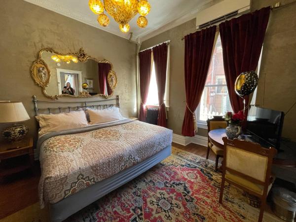 The Holiday Chalet Victorian : photo 3 de la chambre suite charles