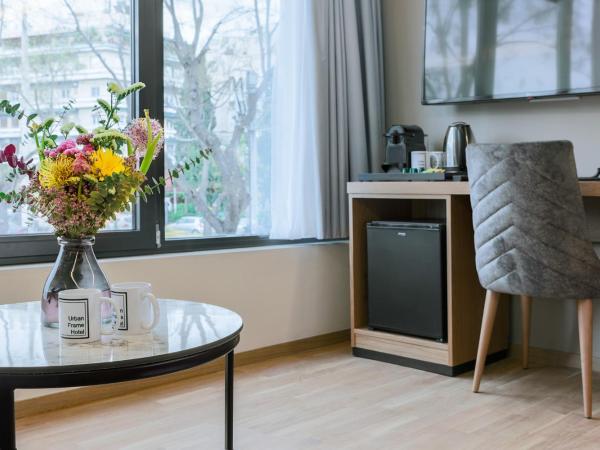 Urban Frame Acropolis : photo 8 de la chambre chambre double deluxe - vue sur ville