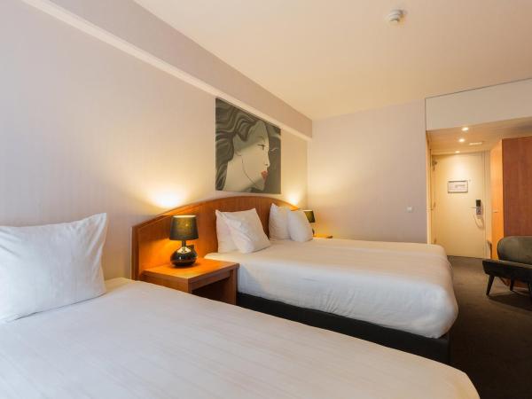 Leonardo Hotel Utrecht City Center : photo 1 de la chambre chambre triple