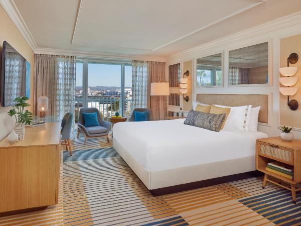 Viceroy Santa Monica : photo 1 de la chambre hébergement lit king-size - vue sur ville