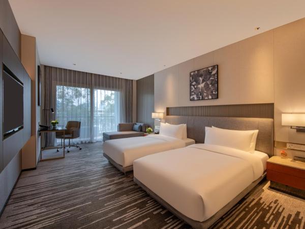 Dongguan Forum Hotel and Apartment - Former Pullman hotel Dongguan Forum : photo 2 de la chambre deluxe twin beds room, city view