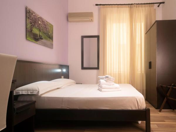 Hotel Tonic : photo 4 de la chambre chambre double ou lits jumeaux