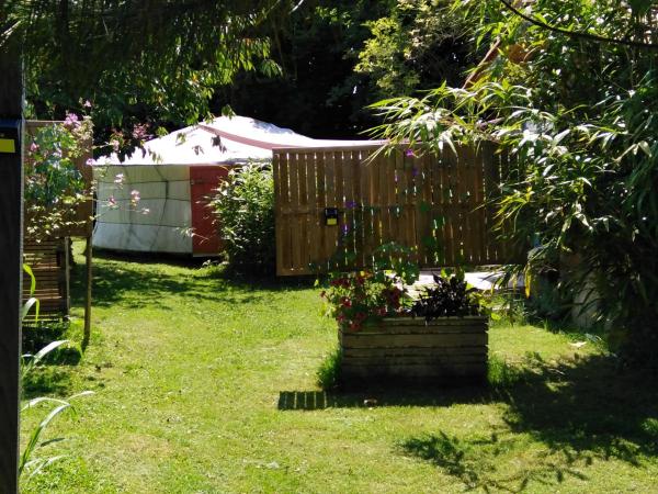 La Yourte du Jardin Caché : photo 3 de la chambre tente